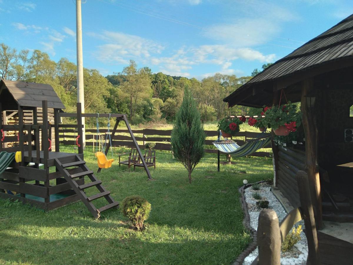 Domek Na Prerii Villa Ustrzyki Dolne Esterno foto